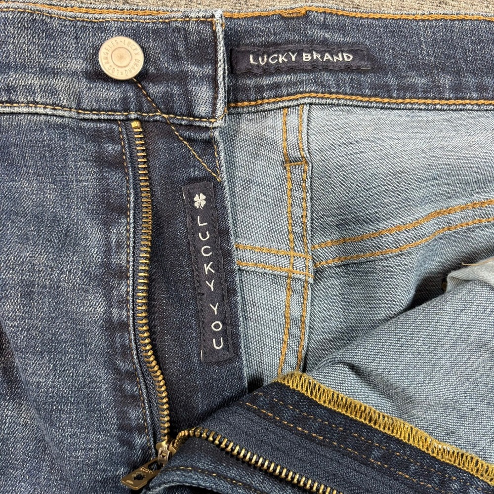Lucky Brand Jeans W42 L32 Blue Straight Leg Medium Wash Denim - Picture 9 of 13